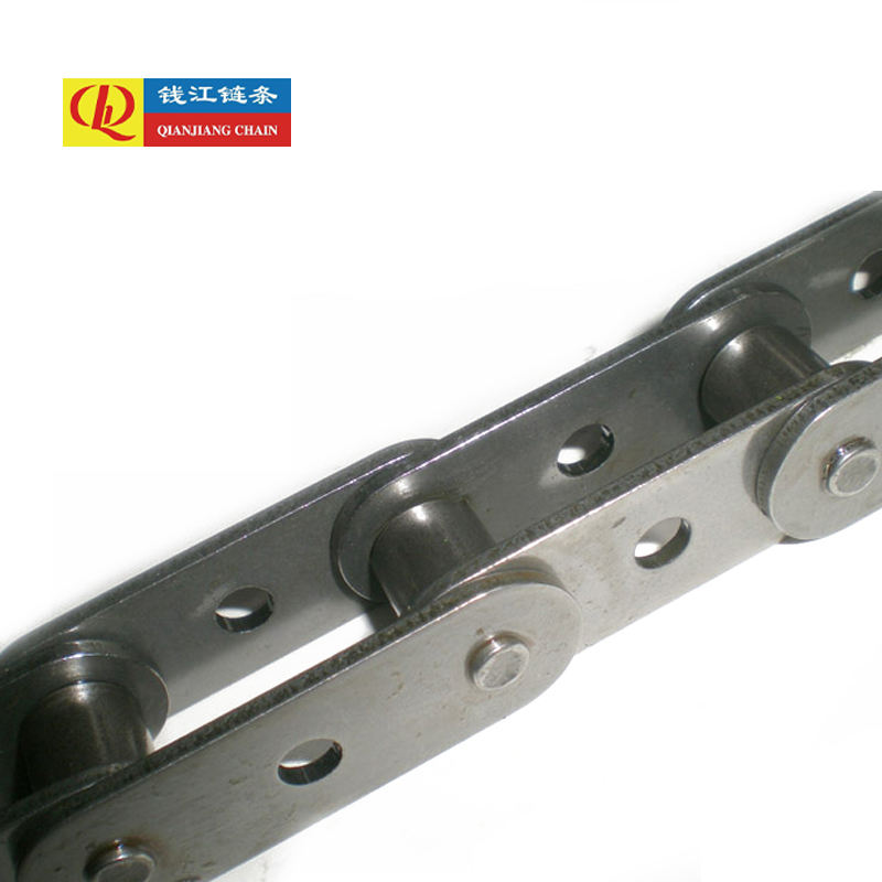 Double pitch conveyor chains with central holes